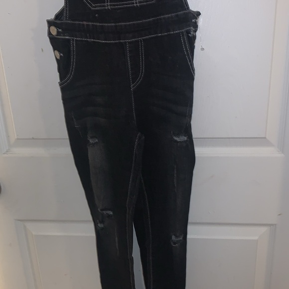 Girls Overall Jeans - Picture 4 of 5